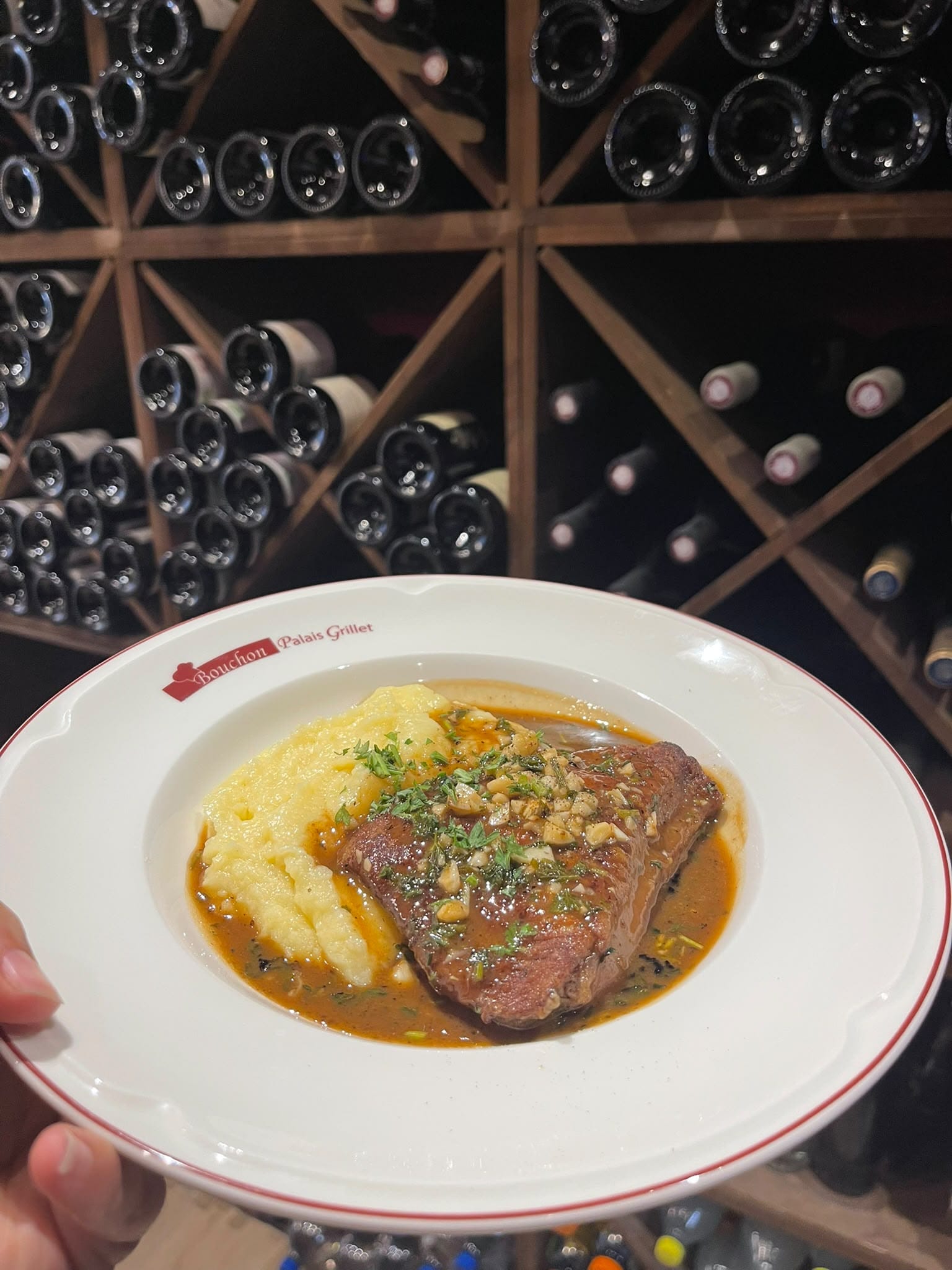 Foie de veau en persillade et purée maison, suggestion du Bouchon Palais Grillet à Lyon